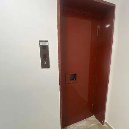 Dolphin מלון דירות קרפאטוס