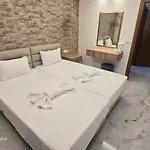 Dolphin Aparthotel