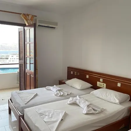 Dolphin Aparthotel