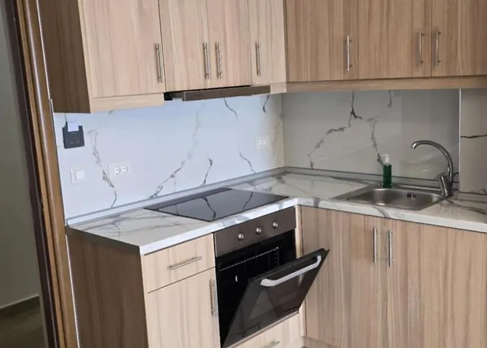 Dolphin 3* كارباثوس